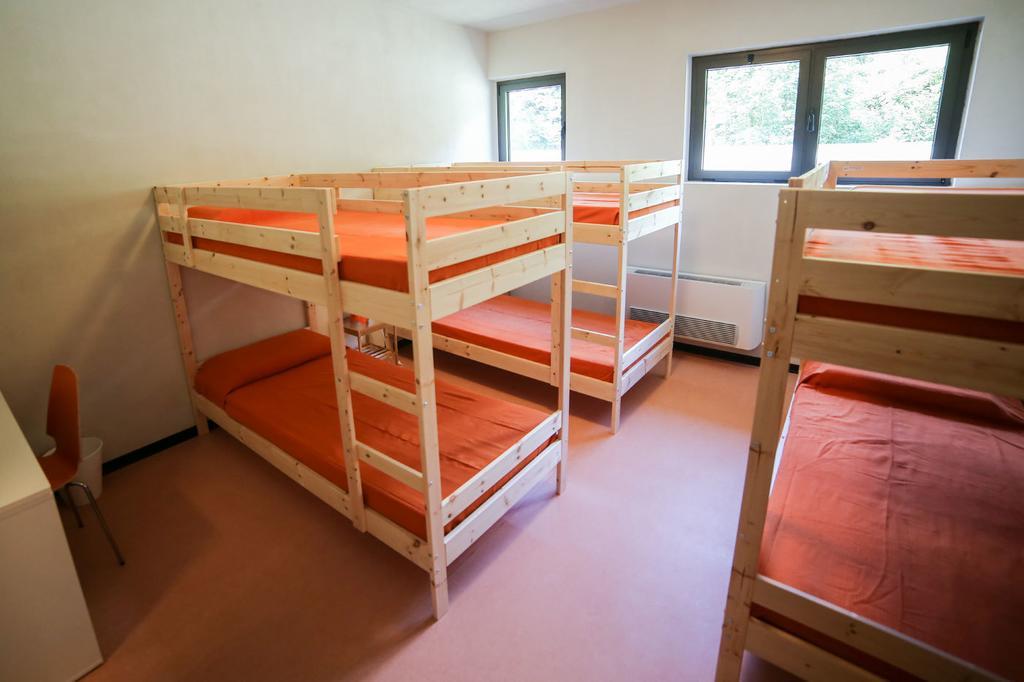 Oasi Hostel Merone Værelse billede