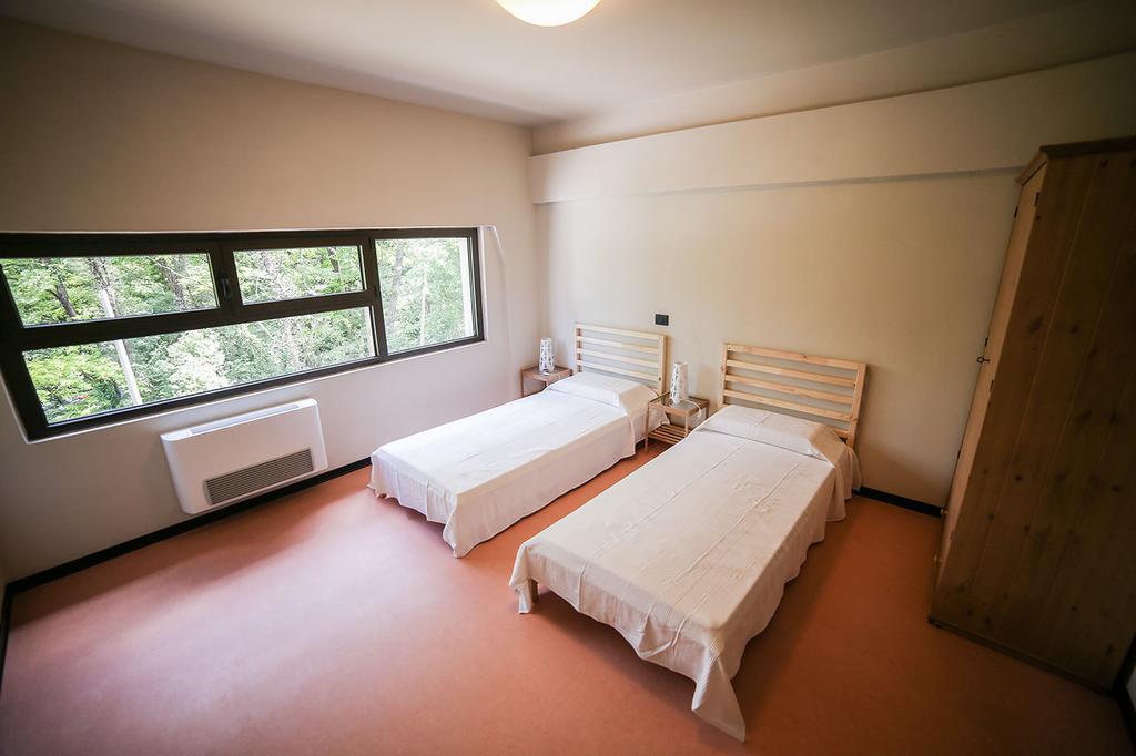 Oasi Hostel Merone Værelse billede